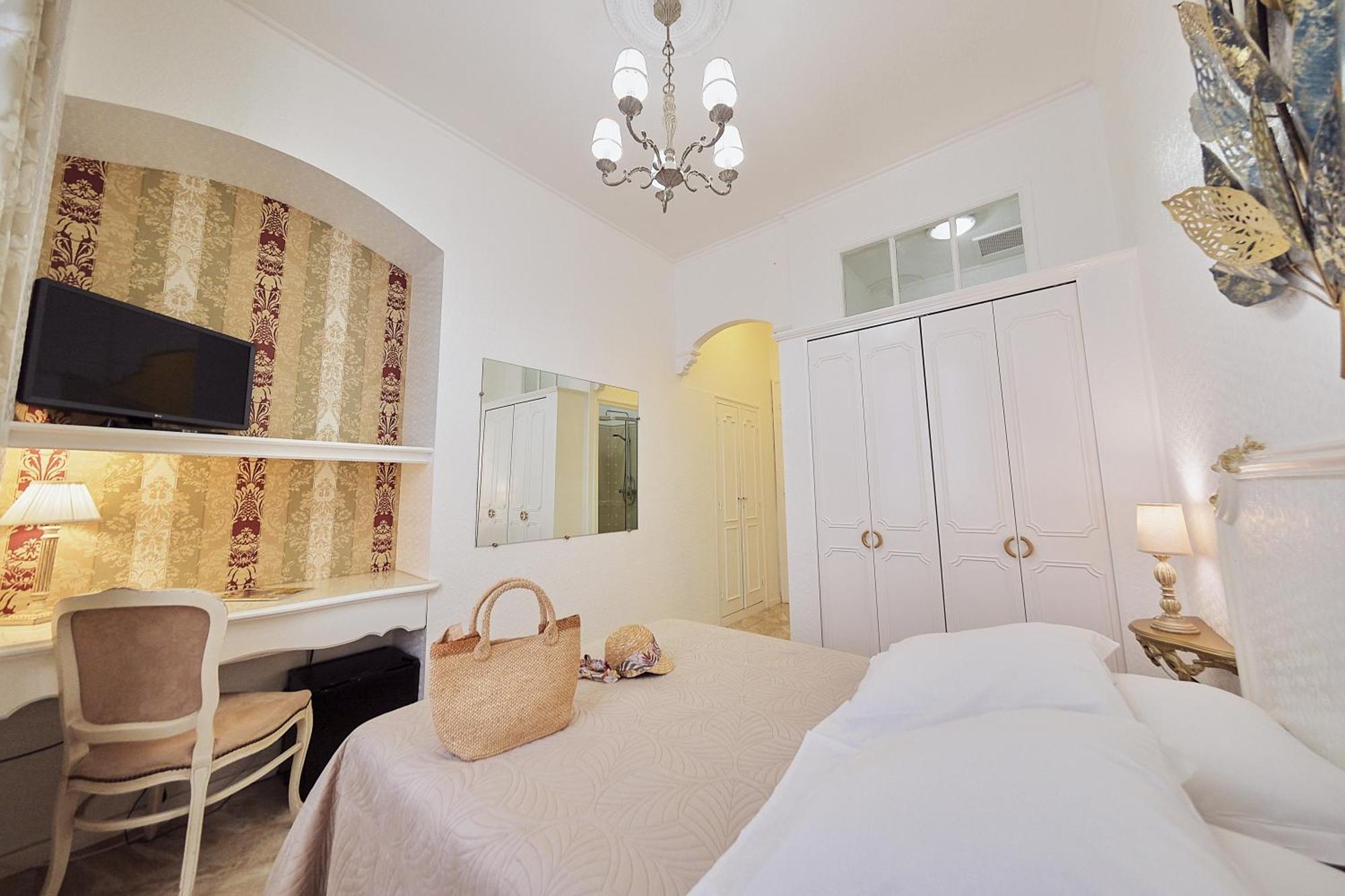 Le Magnolia Hotel